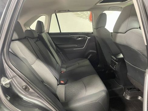 Used 2021 Toyota RAV4 XLE w/ Convenience Package AWD/4WD image 22