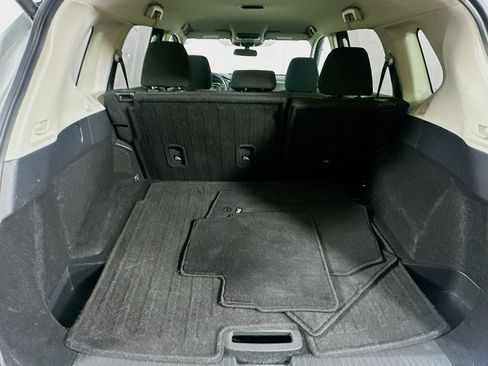 Used 2025 Nissan Rogue SV AWD/4WD image 27