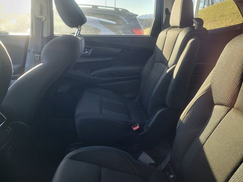 Certified 2024 Subaru Ascent Premium w/ Convenience Package image 8