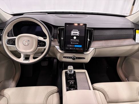 New 2026 Volvo XC90 B6 Ultra AWD/4WD image 2