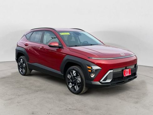 Used 2025 Hyundai Kona SEL image 7
