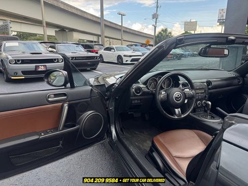 Used 2014 MAZDA MX-5 Miata Grand Touring w/ Premium Package RWD image 21