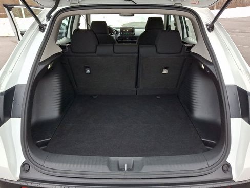 Certified 2023 Honda HR-V LX image 29