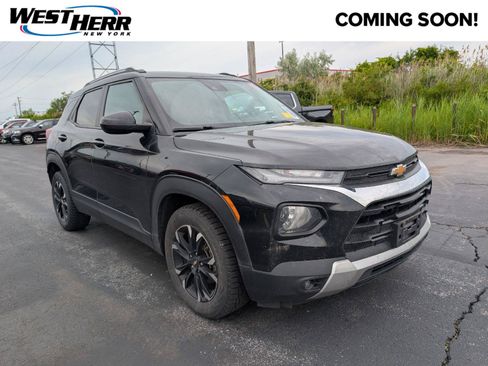 Used 2023 Chevrolet TrailBlazer LT FWD image 1