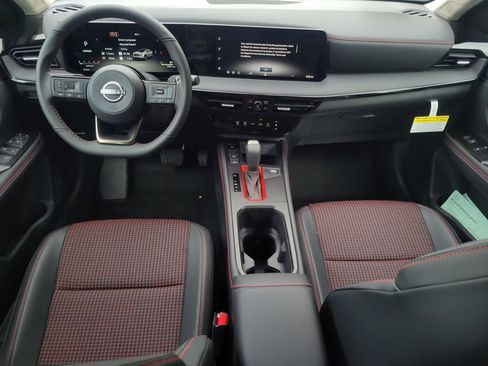 New 2026 Nissan Kicks SR FWD image 16
