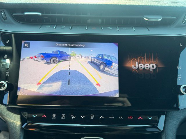 Used 2026 Jeep Grand Cherokee Altitude RWD image 16