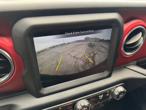 Used 2020 Jeep Wrangler Unlimited Rubicon image 32