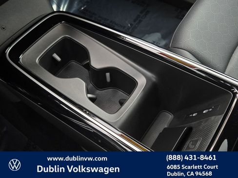 Used 2023 Volkswagen ID.4 Pro S image 18