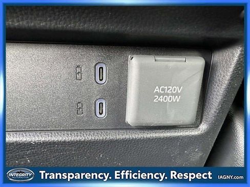 Used 2025 Toyota 4Runner TRD Off-Road image 18