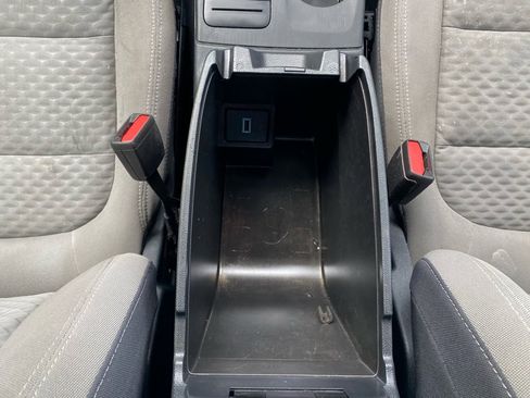 Used 2020 Ford Escape SE image 26