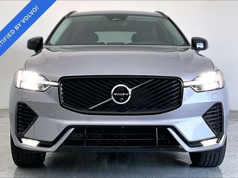 Certified 2026 Volvo XC60 B5 Plus AWD/4WD image 3