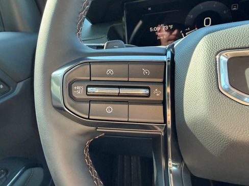 New 2026 GMC Acadia AT4 w/ Luxury Package AWD/4WD image 14