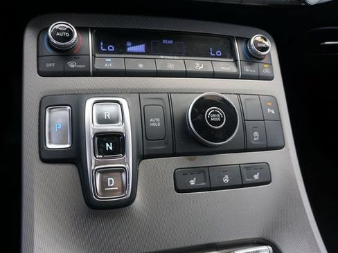 Used 2022 Hyundai Palisade SEL w/ Premium Package FWD image 26