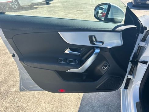 Used 2023 Mercedes-Benz CLA 250 image 47