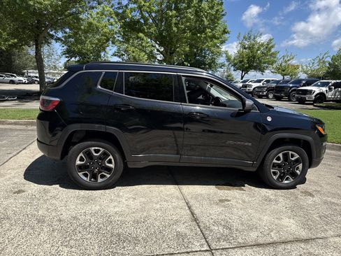 Used 2018 Jeep Compass Trailhawk w/ Leather Interior Group AWD/4WD image 8