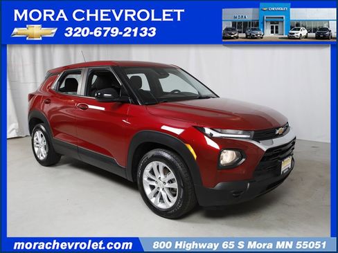 Used 2021 Chevrolet TrailBlazer LS FWD image 1