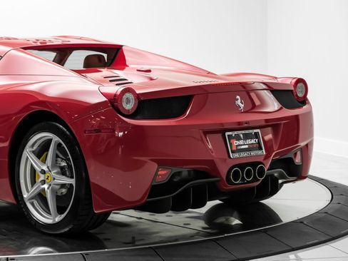 Used 2014 Ferrari 458 Spider RWD image 17