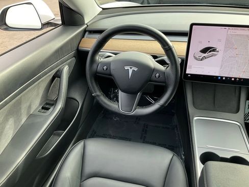 Used 2021 Tesla Model 3 Standard Range Plus RWD image 37