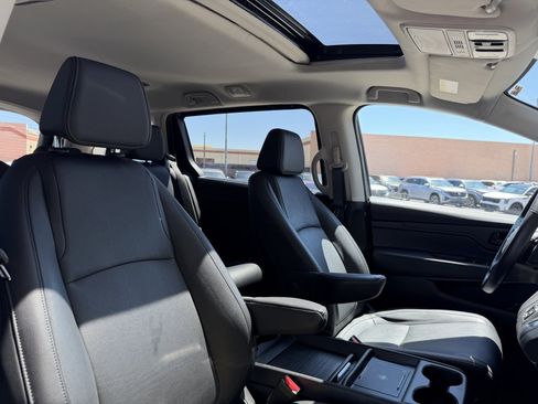 Used 2025 Honda Odyssey EX-L image 41