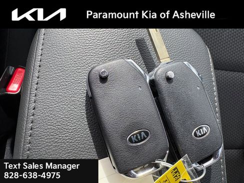 Used 2020 Kia Soul LX image 29