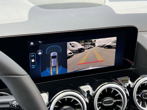 Certified 2026 Mercedes-Benz GLA 250 4MATIC image 17