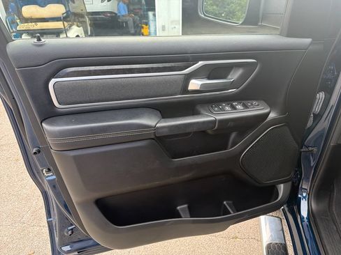 Used 2023 RAM 1500 Big Horn AWD/4WD image 12