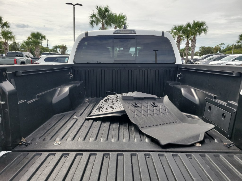 Certified 2023 Toyota Tacoma SR5 w/ Technology Package AWD/4WD image 29