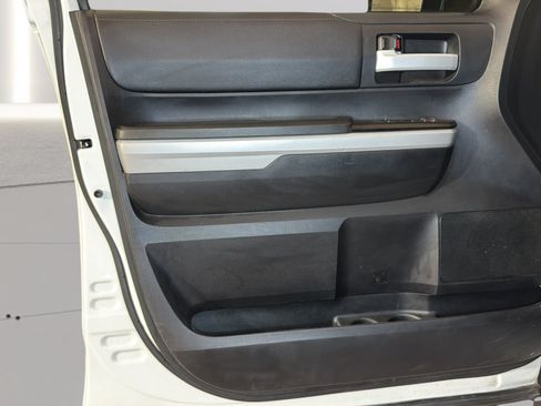Used 2019 Toyota Tundra SR5 w/ TRD Off Road Package AWD/4WD image 19
