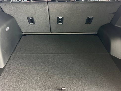 New 2027 GMC Terrain Elevation w/ Elevation Premium Package FWD image 16