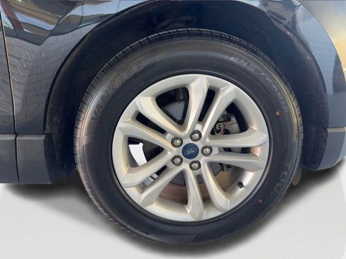 Used 2020 Ford Edge SEL image 31