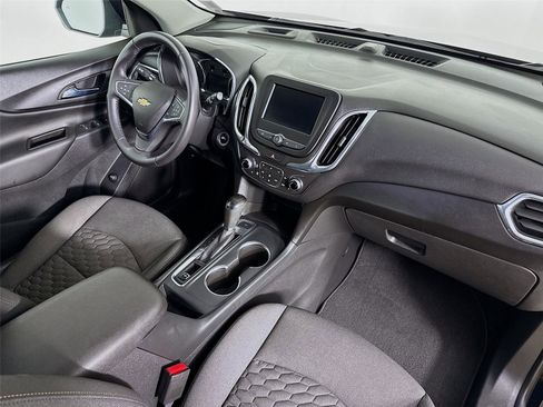 Used 2020 Chevrolet Equinox LT image 28