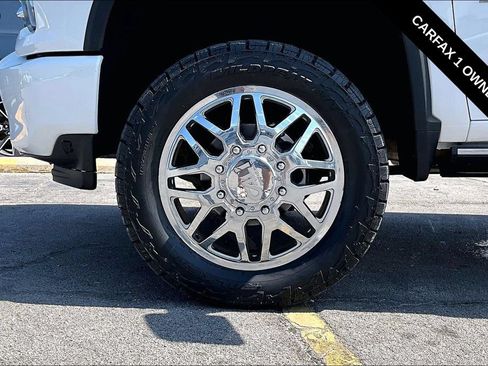 Used 2022 Chevrolet Silverado 3500 High Country AWD/4WD image 32