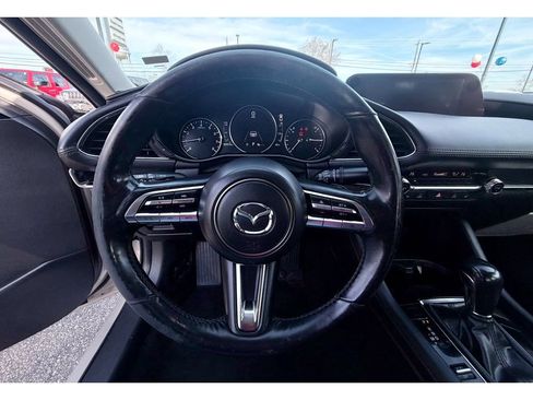 Used 2022 MAZDA MAZDA3 s image 11