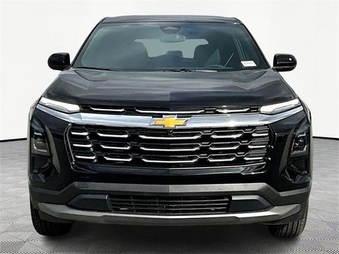 New 2026 Chevrolet Equinox LT w/ Convenience Package II image 2