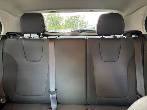 Used 2025 Buick Encore GX Preferred FWD image 38