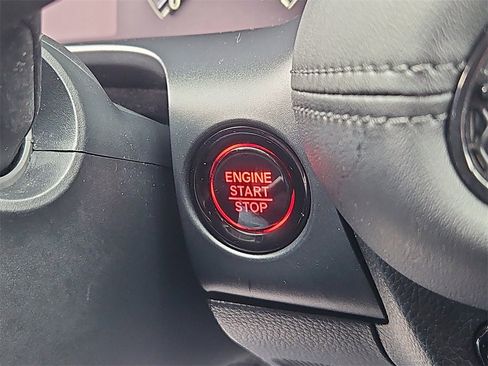 Certified 2023 Honda HR-V LX image 18