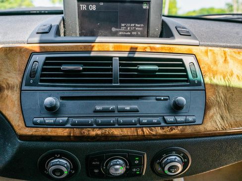 Used 2008 BMW Z4 3.0si image 42