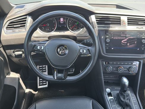 Used 2021 Volkswagen Tiguan SE R-Line FWD image 17