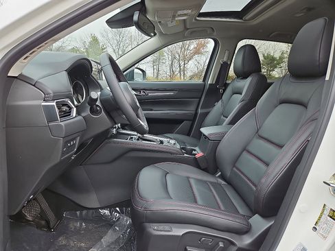 New 2025 MAZDA CX-5 Carbon Edition image 11