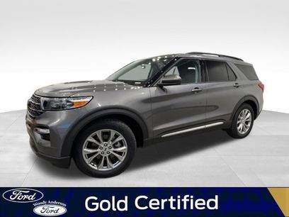 Certified 2024 Ford Explorer XLT w/ Equipment Group 202A