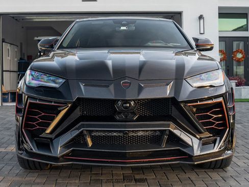 Used 2021 Lamborghini Urus image 13