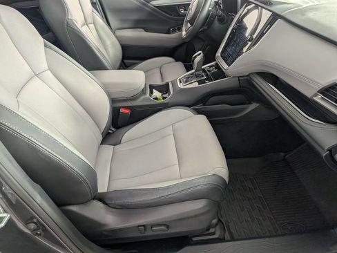 Used 2025 Subaru Outback Limited AWD/4WD image 35