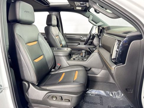Used 2022 GMC Sierra 1500 AT4 w/ AT4 Premium Package image 36