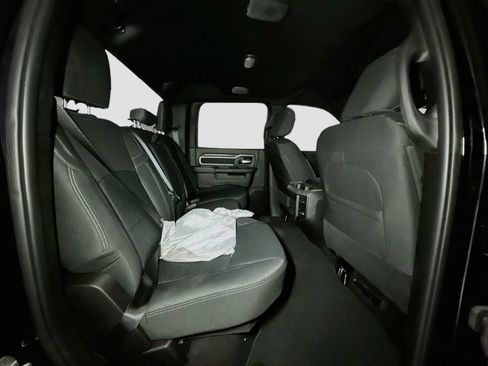 New 2026 RAM 2500 Big Horn AWD/4WD image 31