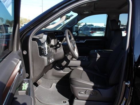 New 2026 GMC Sierra 2500 Denali w/ Denali Reserve Package image 12