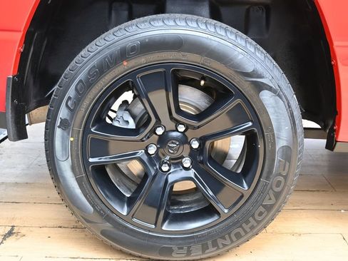Used 2022 RAM 1500 Big Horn AWD/4WD image 13