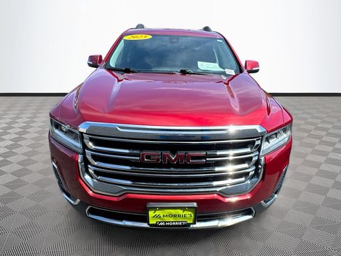 Used 2023 GMC Acadia SLT AWD/4WD image 2