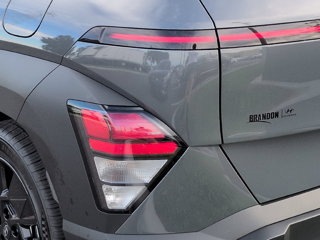 New 2027 Hyundai Kona SEL Sport FWD image 12