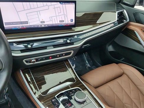 Used 2026 BMW X5 sDrive40i image 43