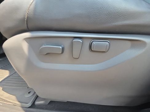 Used 2023 Nissan Armada SL w/ Captain's Chairs Package RWD image 22